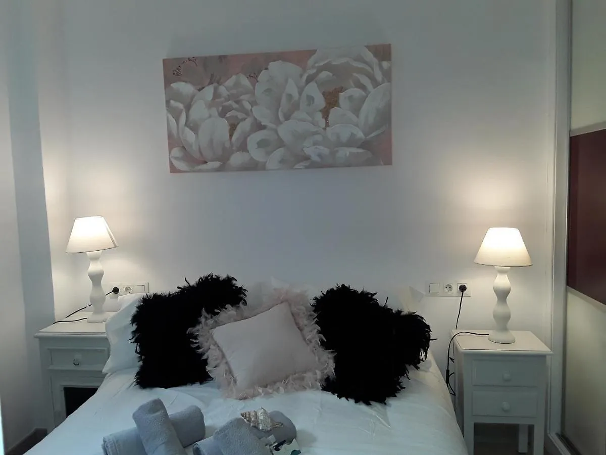 Dona Lola , Luminoso Apartamento Calahonda, Mijas location