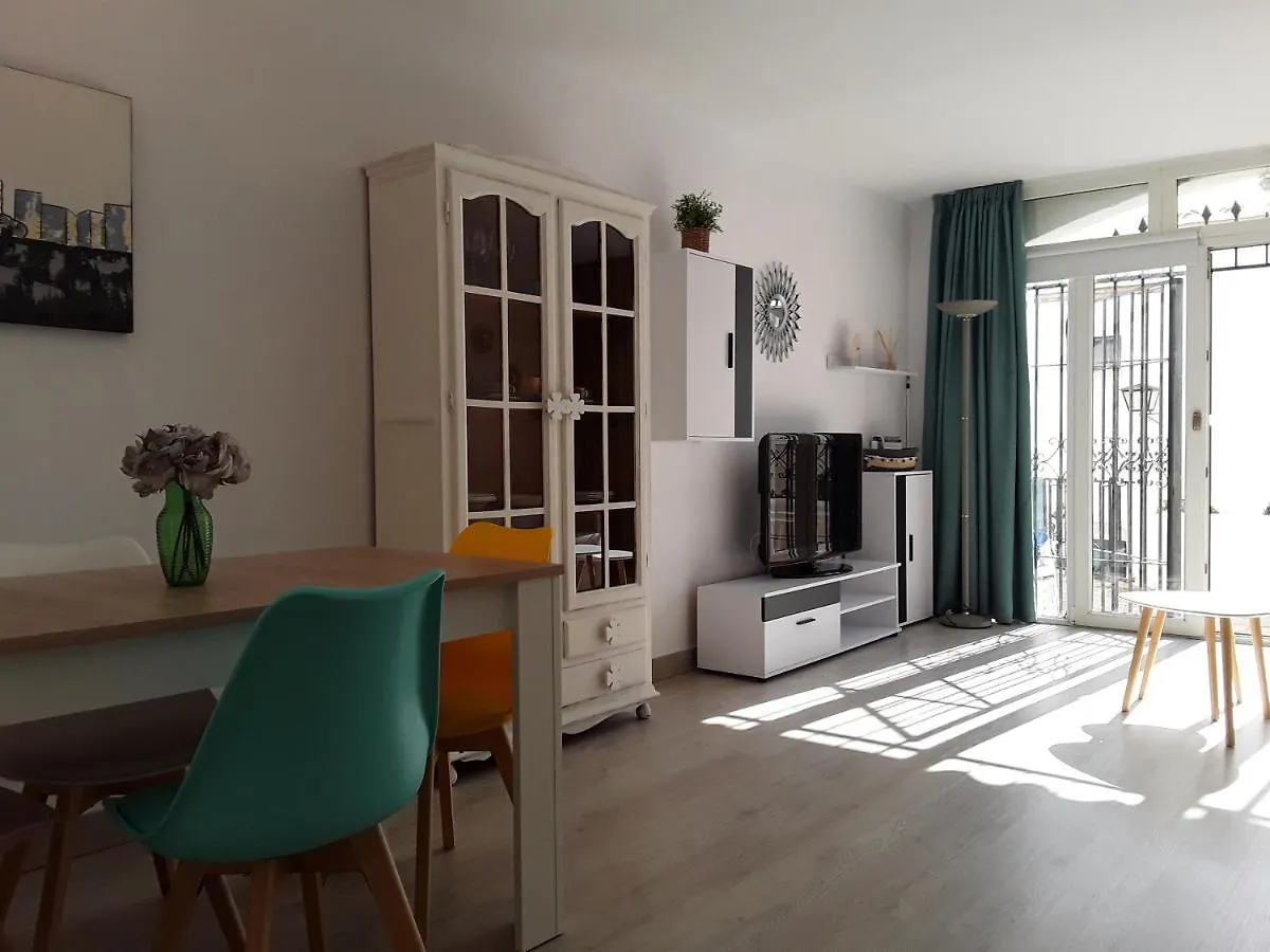 Dona Lola , Luminoso Apartamento Calahonda, Mijas Sitio de Calahonda Spain
