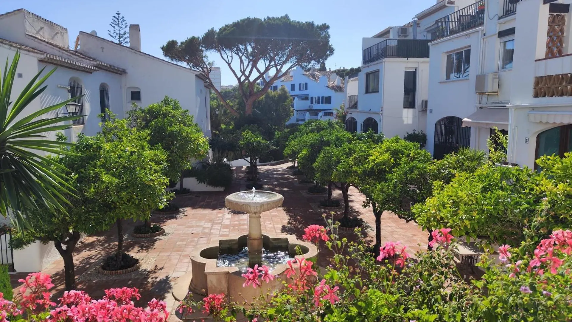 Apartment Dona Lola , Luminoso Apartamento Calahonda, Mijas Sitio de Calahonda Spain